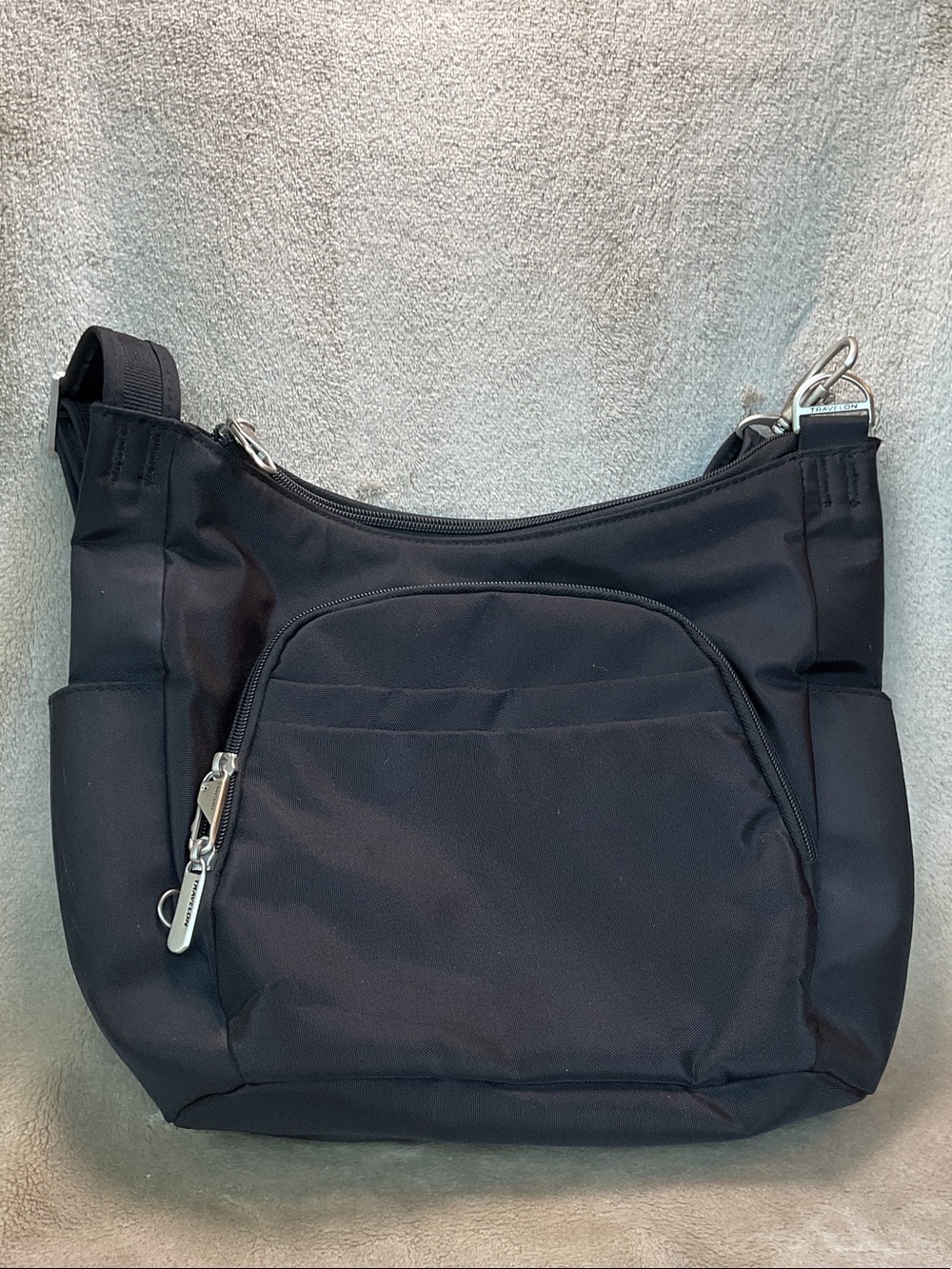 Travelon Anti-Theft Classic Crossbody Bucket Bag
